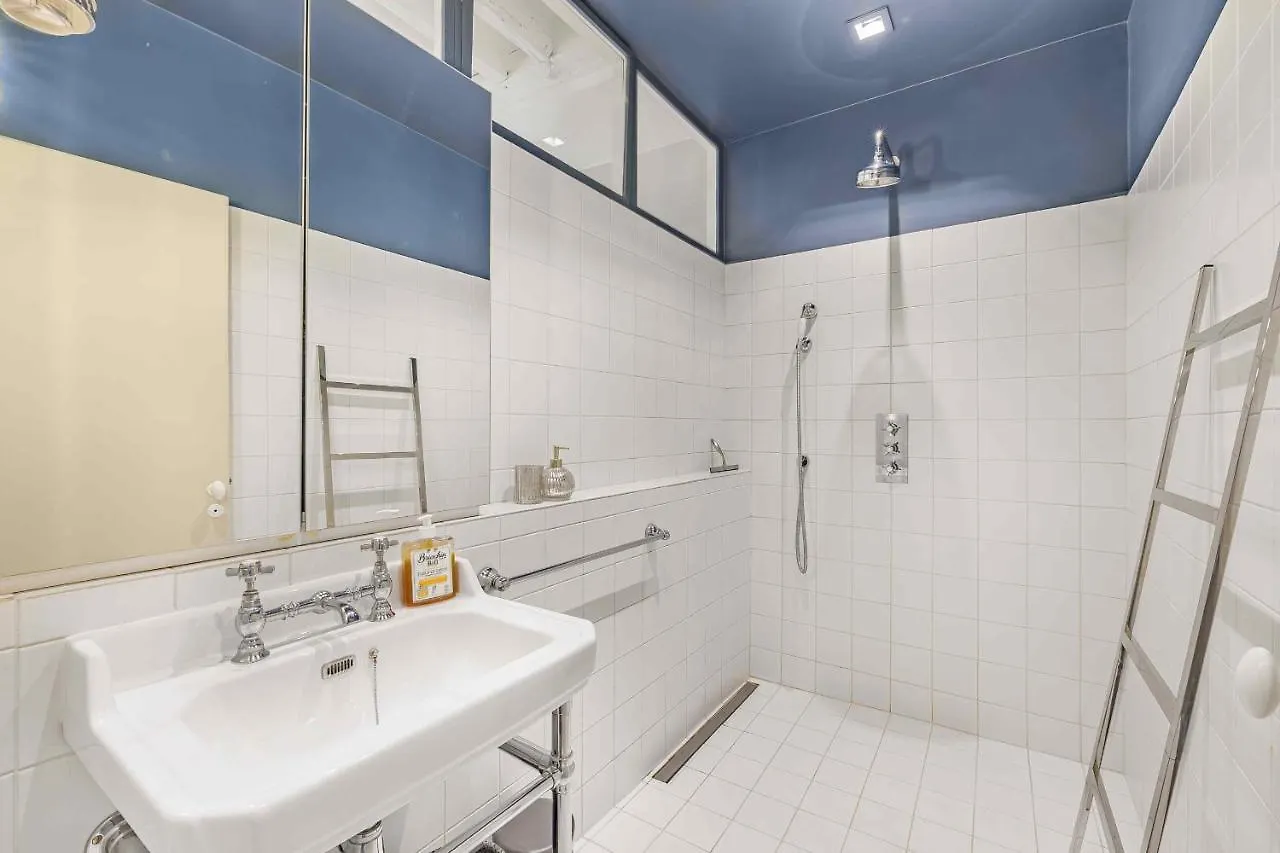Bleu Nuit Apartment Paris